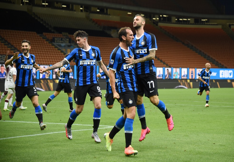 CAMPEONATO ITALIANO. PRIMEIRA FASE. TRIGÉSIMA SEGUNDA RODADA. INTERNAZIONALE DE MILÃO. ITÁLIA. TORINO. ITÁLIA.