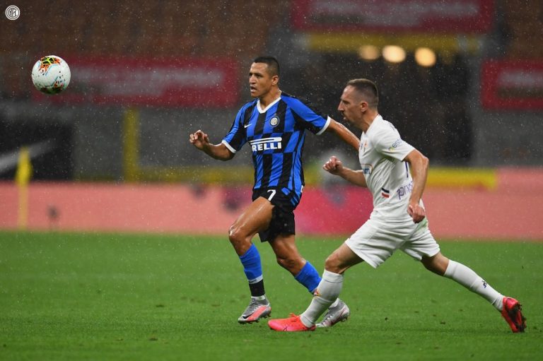 INTERNAZIONALE DE MILÃO. FIORENTINA. ITÁLIA. PRIMEIRA FASE. CAMPEONATO ITALIANO.