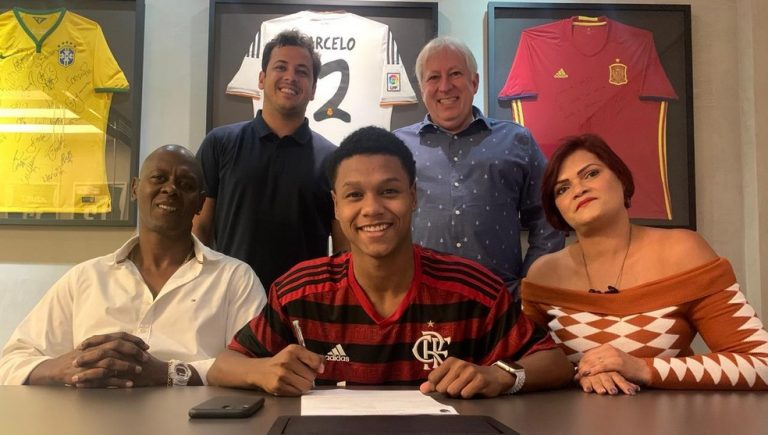FLAMENGO-RJ. MATHEUS. VALOR ALTO.