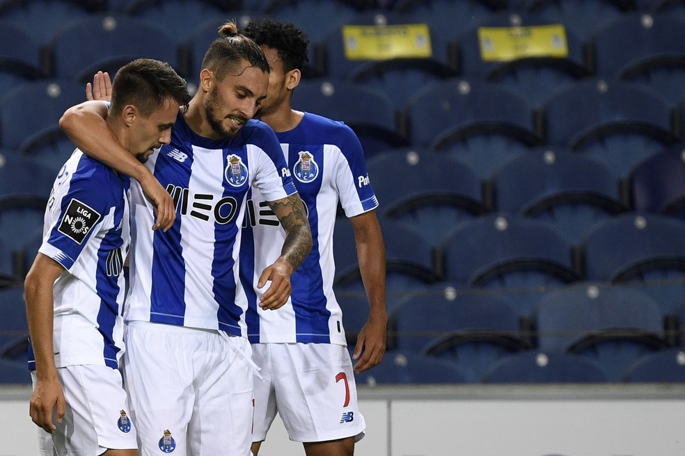 CAMPEONATO PORTUGUÊS. PRIMEIRA FASE. TRIGÉSIMA RODADA. PORTO. PORTUGAL. BELENENSES. PORTUGAL.