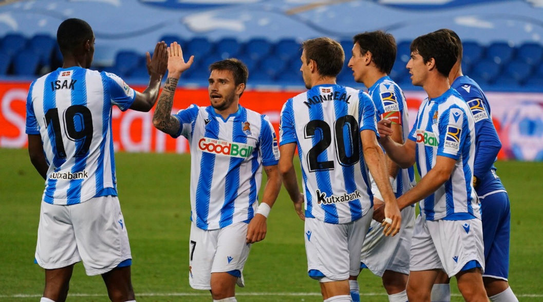 REAL SOCIEDAD, ESPANHA. MACRON.