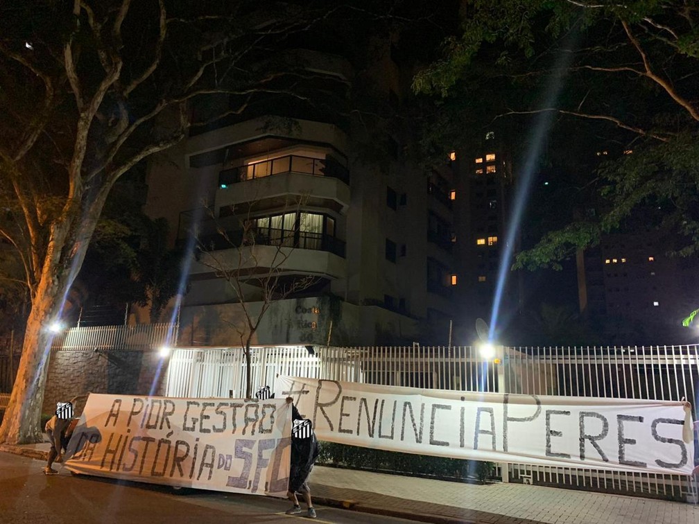 SANTOS-SP. PROTESTOS.