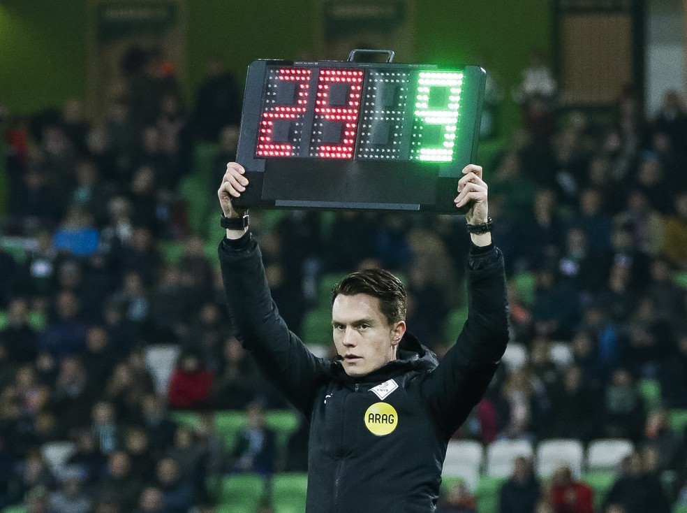 CINCO SUBSTITUIÇÃO.