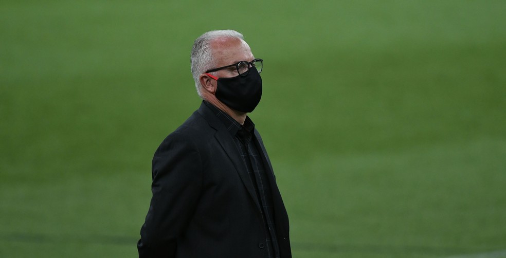 CAMPEONATO BRASILEIRO. PRIMEIRA FASE. TERCEIRA RODADA. ATHLETICO-PR. SANTOS-SP.