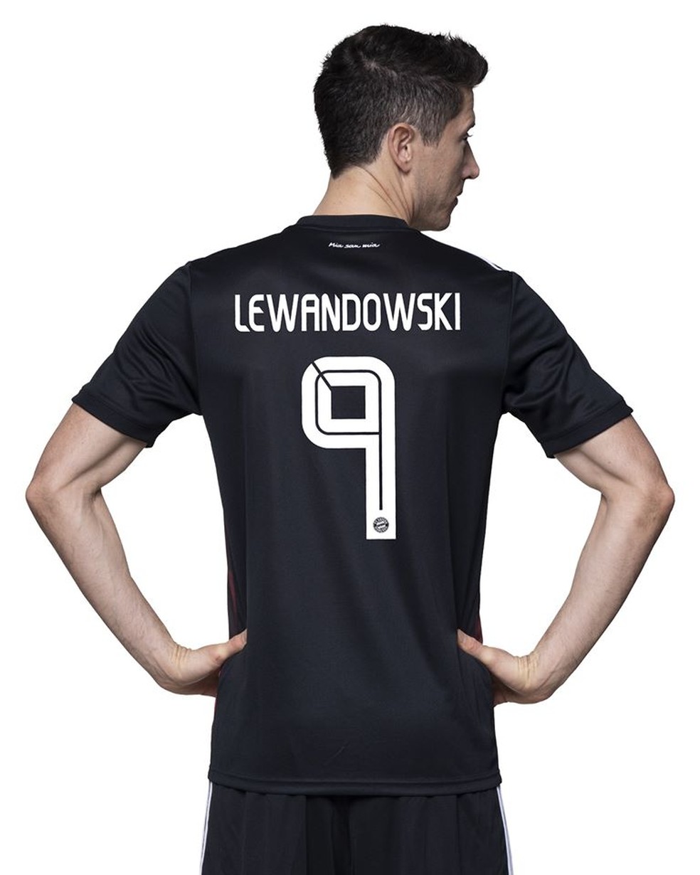 NOVA CAMISA DO BAYERN DE MUNIQUE. ALEMANHA.