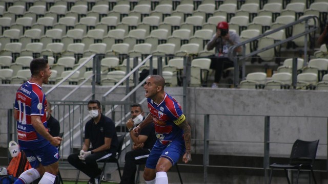 CAMPEONATO BRASILEIRO DA SÉRIE A DE 2020. PRIMEIRA FASE. SEXTA RODADA. FORTALEZA-CE. RED BULL BRAGANTINO-SP.