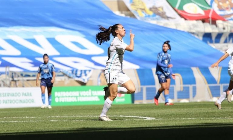 CAMPEONATO BRASILEIRO DA SÉRIE A1 DO FUTEBOL FEMININO. PRIMEIRA FASE. SEXTA RODADA. CRUZEIRO-MG. GRÊMIO-RS.