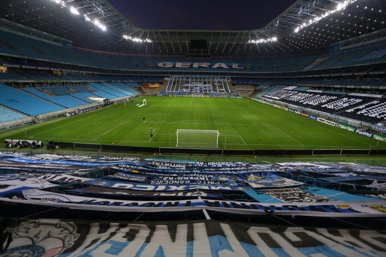 JOGOS ADIADOS. CAMPEONATO MINEIRO. CAMPEONATO GAÚCHO. SEXTA RODADA DO CAMPEONATO BRASILEIRO.