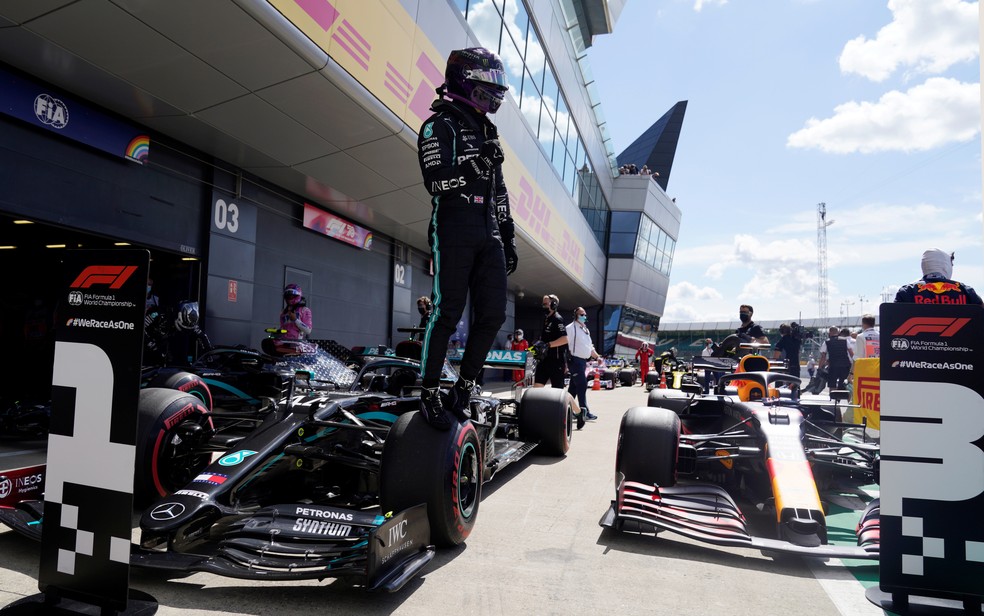 GRANDE PRÊMIO DA INGLATERRA. LEWIS HAMILTON.