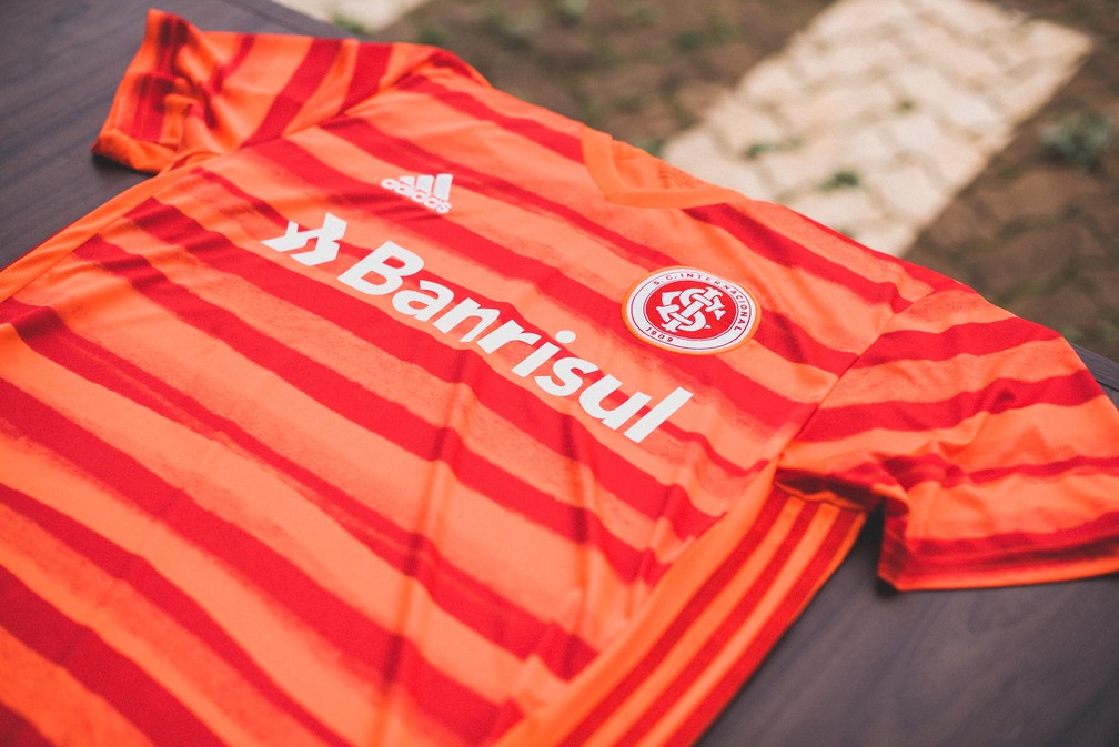 INTERNACIONAL-RS. CAMISA LARANJA.