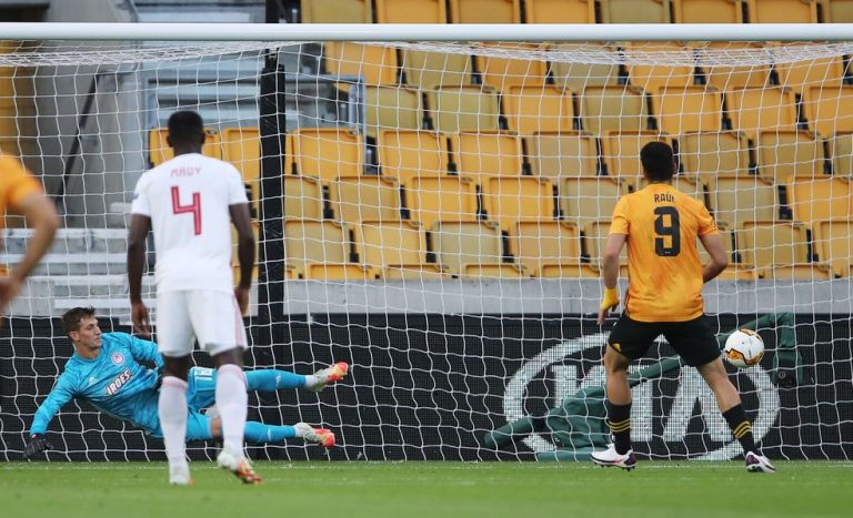 LIGA EUROPA. TEMPORADA DE 2019. 2020. WOLVERHAMPTON. INGLATERRA. CLASSIFICADO. OLYMPIACOS. GRÉCIA. ELIMINADO.