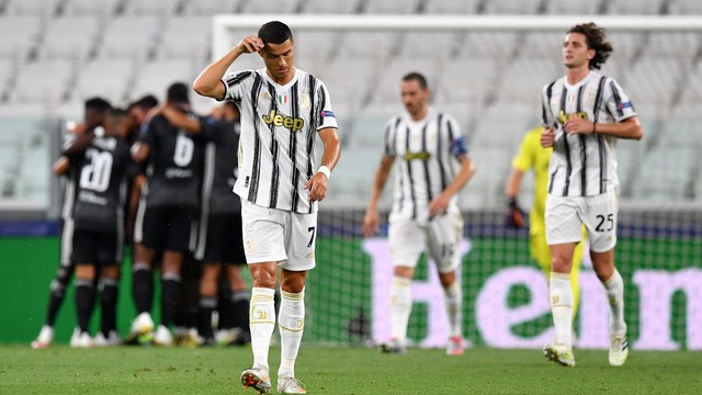 LIGA DOS CAMPEÕES DA EUROPA. TEMPORADA 2019. 2020. OITAVAS DE FINAL. JOGO DE VOLTA. LYON. FRANÇA. CLASSIFICADO. JUVENTUS. ITÁLIA. ELIMINADO.
