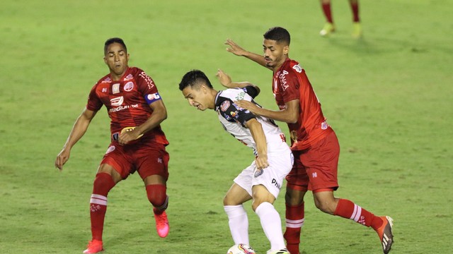 CAMPEONATO BRASILEIRO DA SÉRIE B. PRIEMIRA FASE. SEGUNDA RODADA. OPERÁRIO-PR. NÁUTICO-PE.