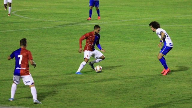 CAMPEONATO BRASILEIRO DA SÉRIE B. PRIMEIRA FASE. SEGUNDA RODADA. PARANÁ CLUBE-PR. AVAÍ-SC.