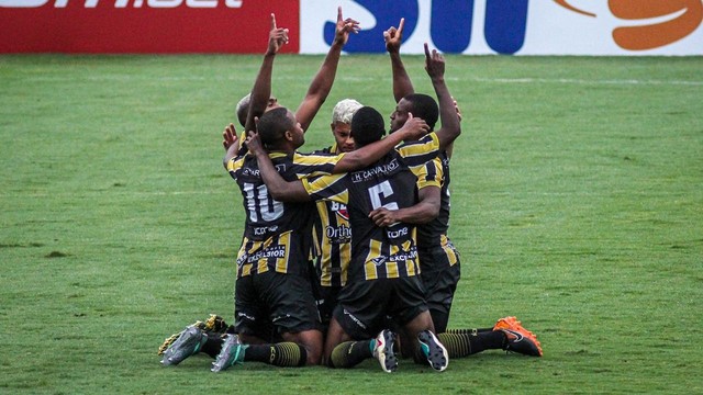 CAMPEONATO BRASILEIRO DA SÉRIE C EM 2020. PRIMEIRA FASE. TERCEIRA RODADA. GRUPO B. VOLTA REDONDA-RJ. TOMBENSE-MG.