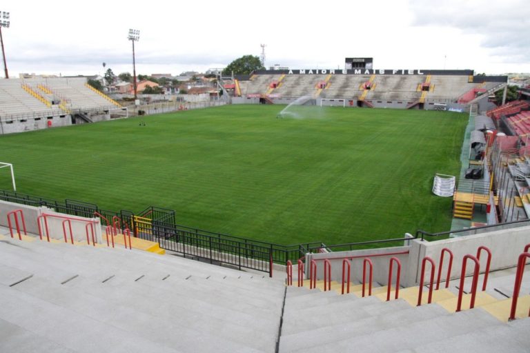 CAMPEONATO BRASILEIRO DA SÉRIE B DE 2020. PRIMEIRA FASE. QUINTA RODADA. BRASIL DE PELOTAS-RS. SAMPAIO CORRÊA-MA. JOGO ADIADO.