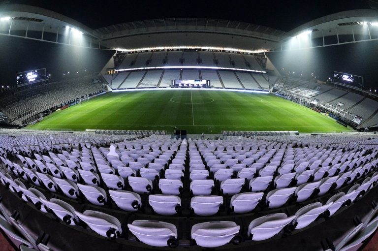 CAMPEONATO BRASILEIRO DA SÉRIE A. TIMES PAULISTAS. PALMEIRAS-SP. CORINHTHIANS-SP. SANTOS-SP. SÃO PAULO-SP. CBF. CONFEDERAÇÃO BRASILEIRA DE FUTEBOL. FEDERAÇÃO PAULISTA DE FUTEBOL. FPF.