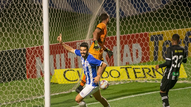 CAMPEONATO BRASILEIRO DA SÉRIE B DE 2020. PRIMEIRA FASE. DÉCIMA SEGUNDA RODADA. AVAÍ-SC. FIGUEIRENSE-SC.