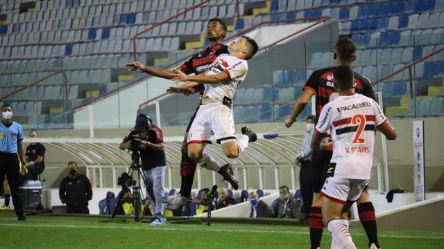 CAMPEONATO BRASILEIRO DA SÉRIE B DE 2020. PRIMEIRA FASE. DÉCIMA SEGUNDA RODADA. BOTAFOGO-SP. OESTE-SP.