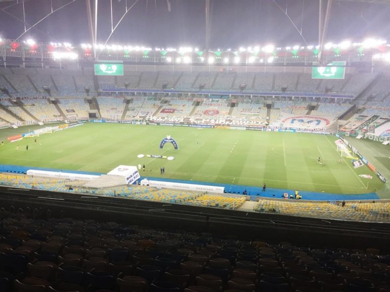 PÚBLICO NOS ESTÁDIOS DO RIO DE JANEIRO. FERJ. FEDERAÇÃO DE FUTEBOL DO ESTADO DO RIO DE JANEIRO.