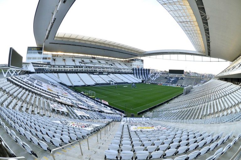 CORINTHIANS-SP. MEIA-ENTRADA.
