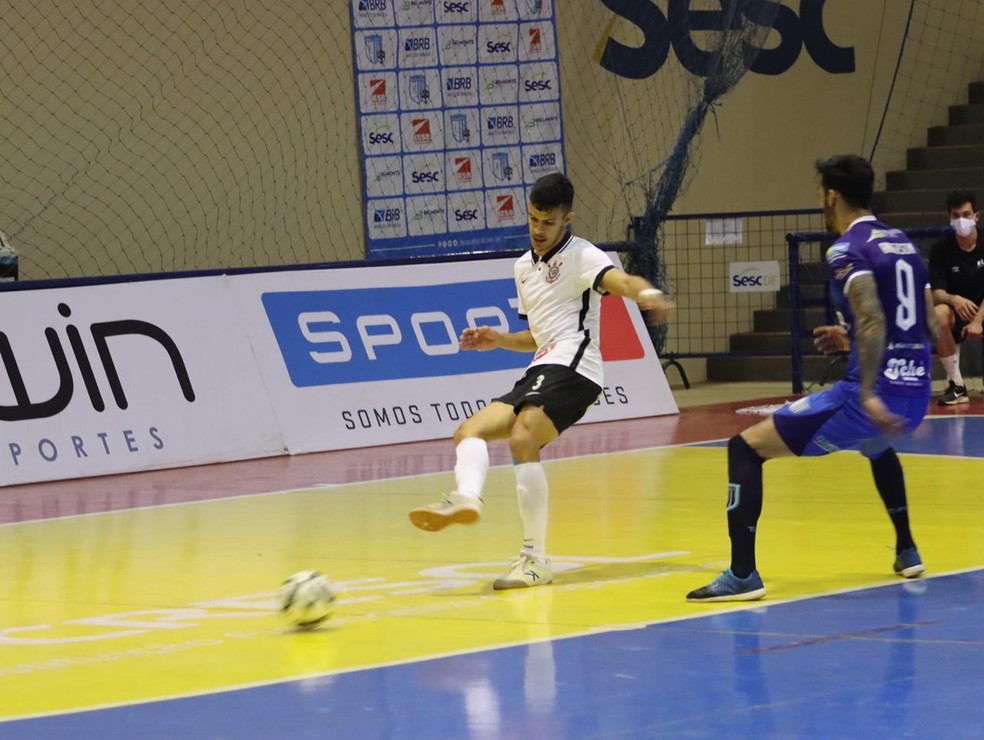 LIGA NACIONAL DE FUTSAL. PRIMEIRA FASE. GRUPO A. FASE D EGRUPOS. DÉCIMA RODADA. CORINTHIANS-SP. BRASÍLIA-DF.