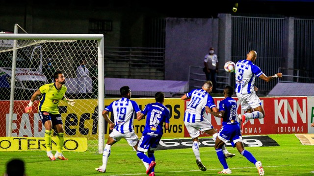 CAMPEONATO BRASILEIRO DA SÉRIE B DE 2020. PRIMEIRA FASE. DÉCIMA RODADA. CSA-AL. CRUZEIRO-MG.