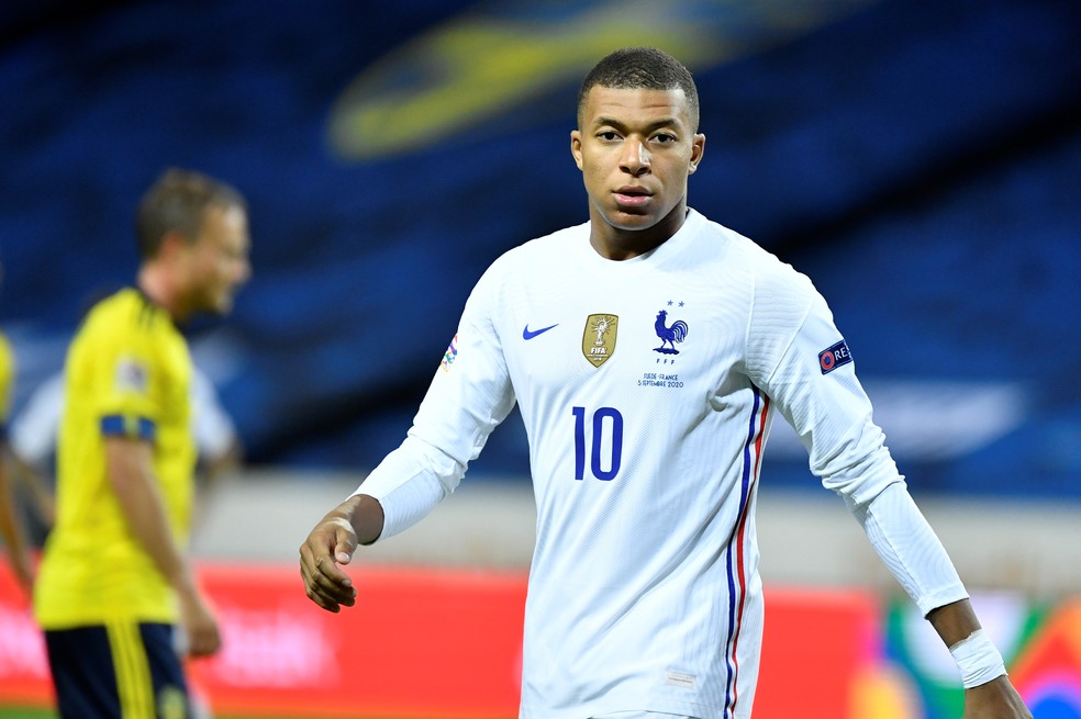 MBAPPE. FRANÇA. PARIS SAINT-GERMAIN. DESFALQUE.