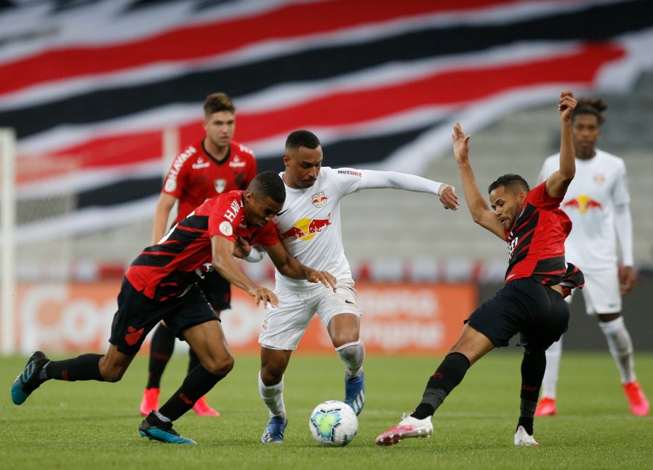 CAMPEONATO BRASILEIRO DA SÉRIE A DE 2020. PRIMEIRA FASE. SÉTIMA RODADA. ATHLETICO-PR. RED BULL BRAGANTINO-SP.