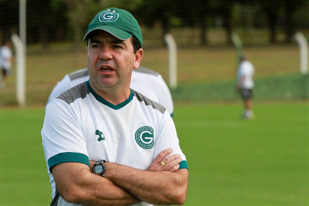 GOIÁS-GO. ENDERSON MOREIRA.