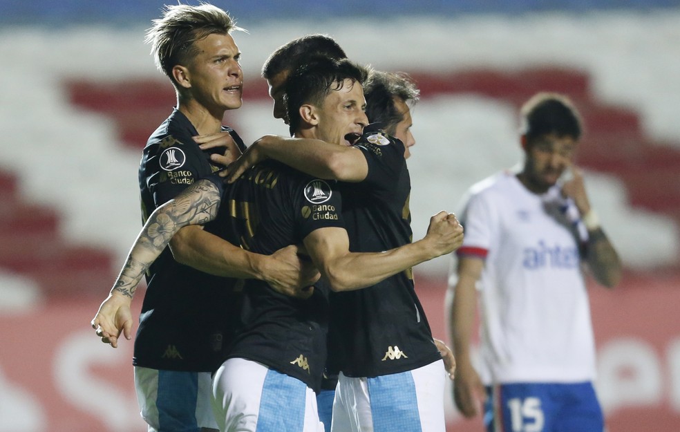 CAMPEONATO BRASILEIRO DA SÉRIE A DE 2020. FASE DE GRUPOS. GRUPO F. NACIONAL. URUGUAI. RACING. ARGENTINA.