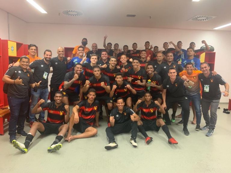 CAMPEONATO BRASILEIRO DE FUTEBOL SUB-20. PRIEMIRA FASE. PRIMEIRA RODADA. SPORT-PE. CHAPECOENSE-SC.