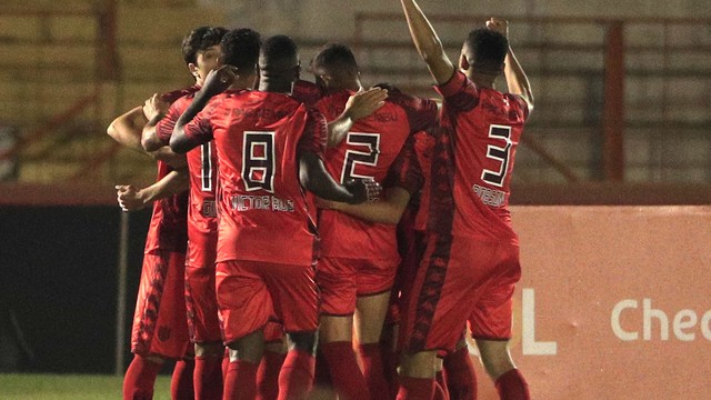 CAMPEONATO BRASILEIRO DA SÉRIE B DE 2020. PRIMEIRA FASE. DÉCIMA TERCEIRA RODADA. BOTAFOGO-SP. PARANÁ CLUBE-PR.