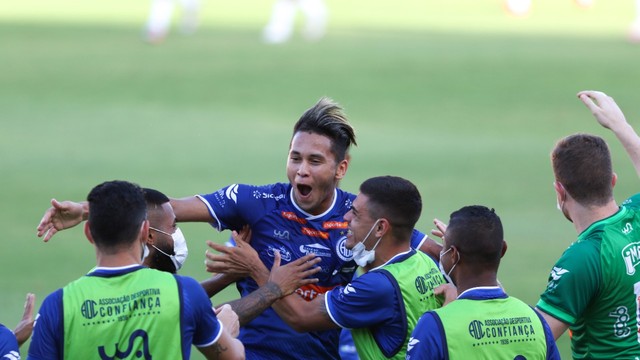 CAMPEONATO BRASILEIRO DA SÉRIE B DE 2020. PRIEMIRA FASE. DÉCIMA TERCEIRA RODADA. CONFIANÇA-SE. NÁUTICO-PE.