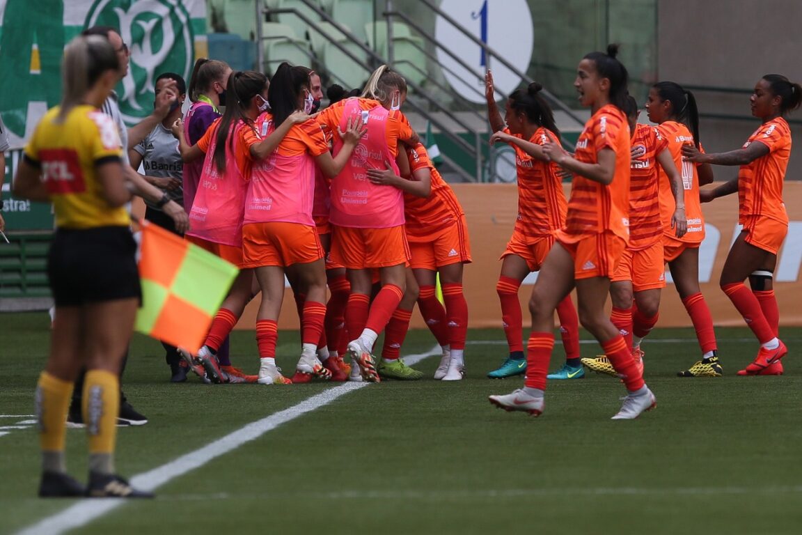 CAMPEONATO BRASILEIRO DE FUTEBOL FEMININO SÉRIE A1. PRIMEIRA FASE. DÉCIMA TERCEIRA RODADA. MINAS ICESP-DF. IRANDUBA-AM.