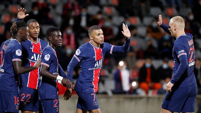 CAMPEONATO FRANCÊS DA SÉRIE B DE 2020. PRIMEIRA FASE. SÉTIMA RODA. PARIS SAINT-GERMAIN. FRANÇA. NÎMES. FRANÇA.