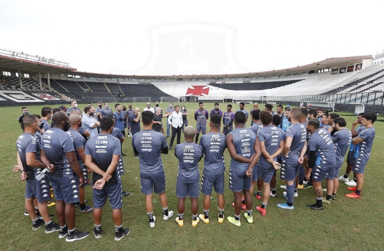 VASCO-RJ. RICARDO SÁ PINTO.