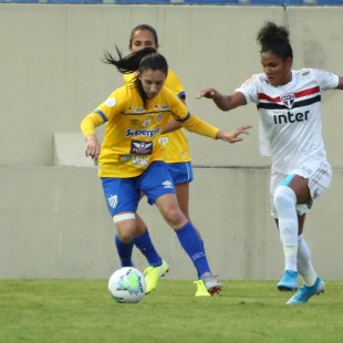 CAMPEONATO BRASILEIR DE FUTEBOL FEMININO SÉRIE A1. SEMIFINAL. PRIMEIRO JOGO. JOGO DE IDA. AVAÍ/KINDERMANN-SC. SÃO PAULO-SP.