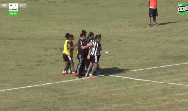 CAMPEONATO BRASILEIRO DE FUTEBOL FEMININO SÉRIE A2. JOGO DE IDA. OITAVAS DE FINAL. BOTAFOGO-RJ. FOZ CATARATAS-PR.