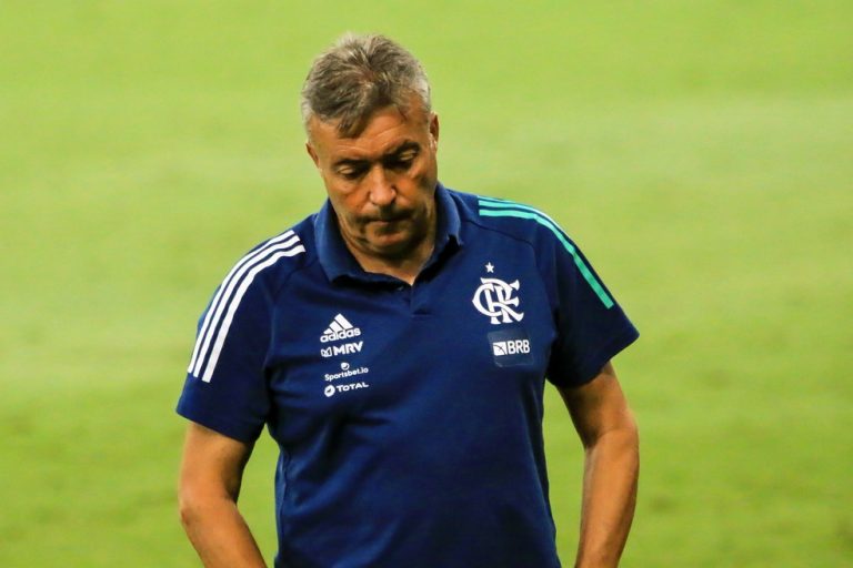 FLAMENGO-RJ. TREINADOR DEMITIDO. DOMÈNEC TORRENT.