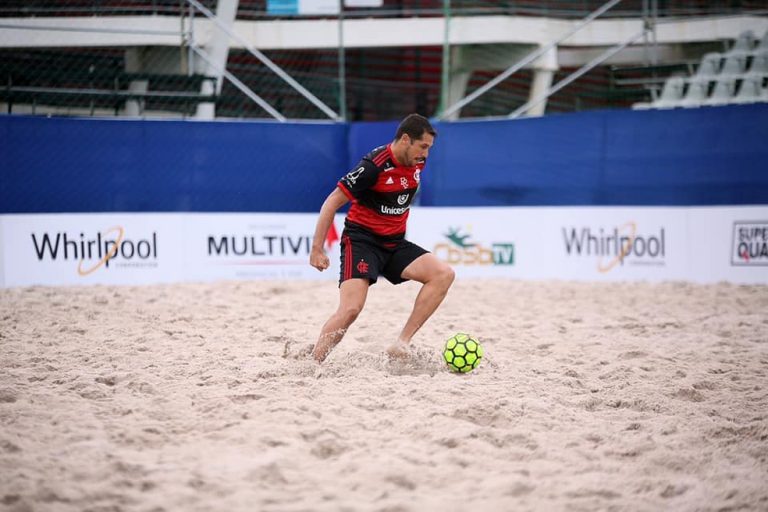 CAMPEONATO BRASILEIRO DE FUTEBOL DE AREIA. BEACH SOCCER. DECISÃO DO TERCEIRO E QUARTO LUGAR. ANCHIETA-ES. TERCEIRO LUGAR. FLAEMNGO-RJ. QUARTO LUGAR.