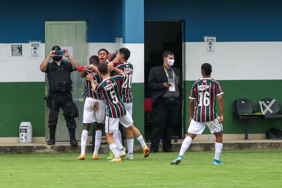 CAMPEONATO BRASILEIRO DE FUTEBOL SUB-17 DE 2020. QUARTAS DE FINAL. JOGO DE VOLTA. FLUMINENSE-RJ. CLASSIFICADO. VASCO-RJ. ELIMINADO.