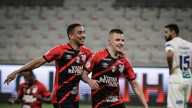 CAMPEONATO BRASILEIRO DA SÉRIE A DE 2020. PRIMEIRA FASE. VIGÉSIMA RODADA. ATHLETICO-PR. FORTALEZA-CE.