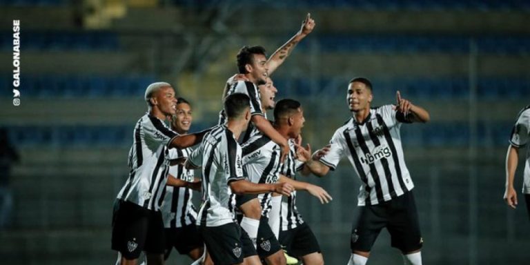 CAMPEONATO BRASILEIRO DE FUTEBOL SUB-20. PRIMEIRA FASE. DÉCIMA QUARTA RODADA. FLAMENGO-RJ. ATLÉTICO-MG.