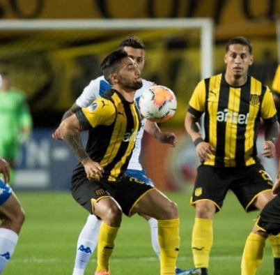 COPA SUL-AMERICANA DE 2020. SEGUNDA FASE. JOGO DE VOLTA. VÉLEZ SARSFIELD. ARGENTINA. CLASSIFICADO. PEÃNROL. URUGUAI. ELIMINADO.