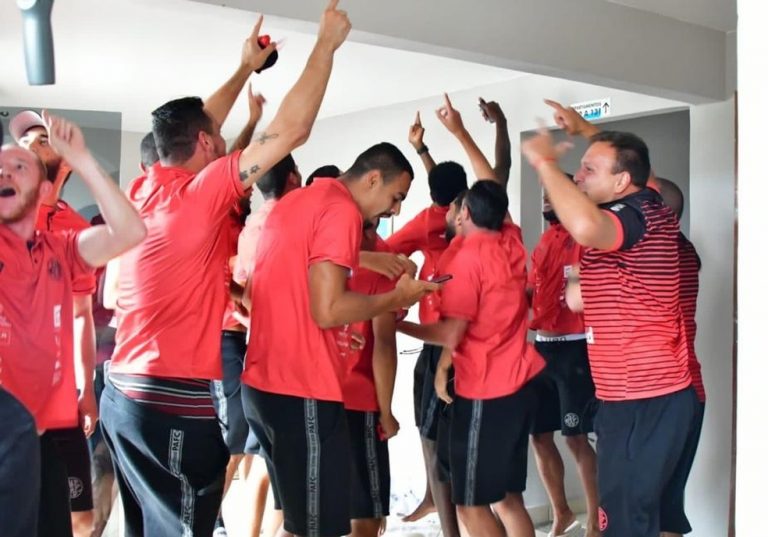 CAMPEONATO MINEIRO DO MÓDULO 2. QUADRANGULAR FINAL. QUINTA RODADA. POUSO ALEGRE-MG. NACIONAL DE MURIAÉ-MG. BETIM-MG. ATHLETIC-MG.