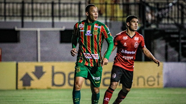 CAMPEONATO BRASILEIRO DA SÉRIE B DE 2020. PRIMEIRA FASE. QUINTA RODADA. SAMPAIO CORRÊA-MA. BRASIL DE PELOTAS-RS.