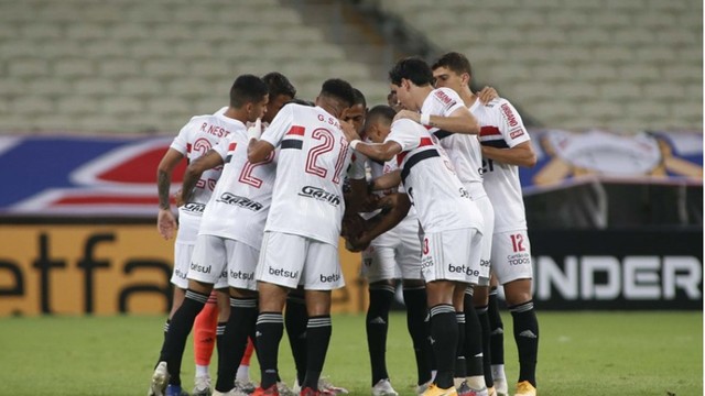 CAMPEONATO BRASILEIRO DA SÉRIE A DE 2020. PRIMEIRA FASE. VIGÉSIMA PRIMEIRA RODADA. FORTALEZA-CE. SÃO PAULO-SP.
