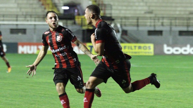 CAMPEONATO BRASILEIRO DA SÉRIE B DE 2020. PRIMEIRA FASE. VIGÉSIMA OITAVA RODADA. BRASIL DE PELOTAS-RS. GUARANI-SP.