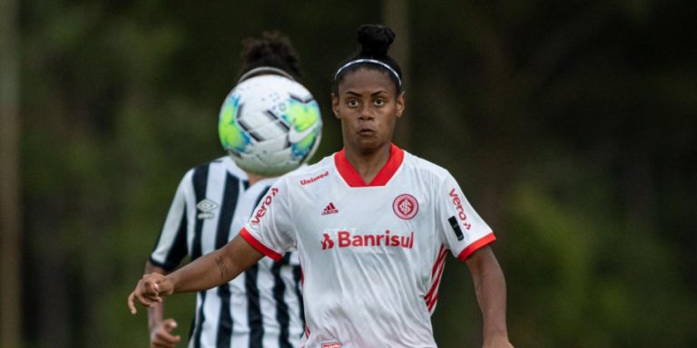 CAMPEONATO BRASILEIRO DE FUTEBOL FEMININO SUB-16 DE 2020. SEMIFINAL. JOGO ÚNICO. INTERNACIONAL-RS. CLASSIFICADO. SANTOS-SP. ELIMINADO.